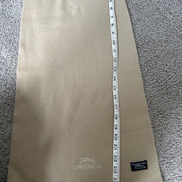 Authentic Longchamp Cashmere Scarf NWOT - Picture 3 of 5